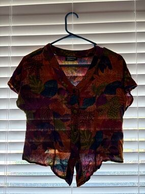 Carole Little Multicolor Leaf-Print V-Neck Short Sleeve Top
